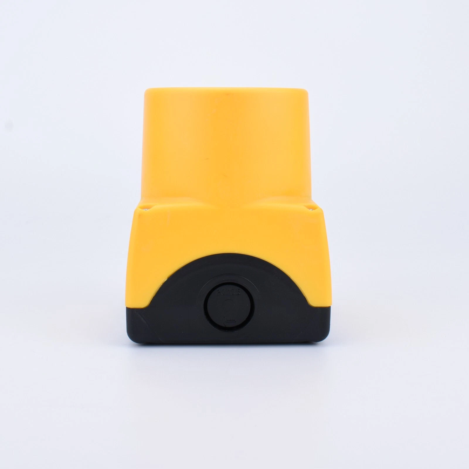 Control Station Emergency Stop Shrouded 1NC Engraved Arrow - Image 3